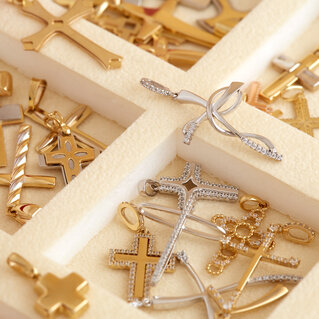 14kt Religious Jewelry