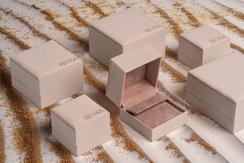 Box REYKA