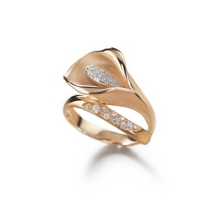 Calla ring