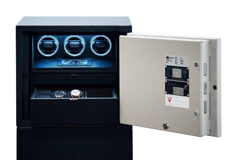 Made-to-Measures SAFES with watchwinders