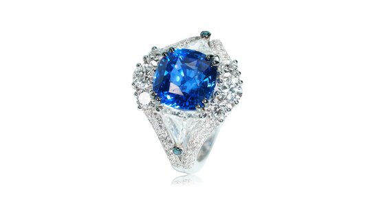 Anello zaffiro