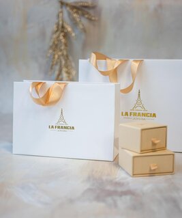 LA FRANCIA JOYERIA Box&Shopper