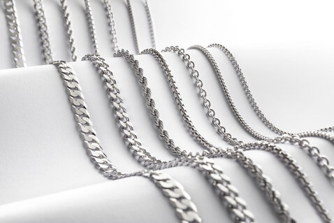BETTER SILVER CHAINS