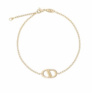 Bracciale Biography